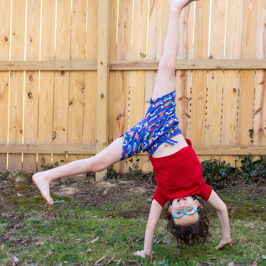 "Happy Traffic" Trucks Drawstring Shorts with Pockets